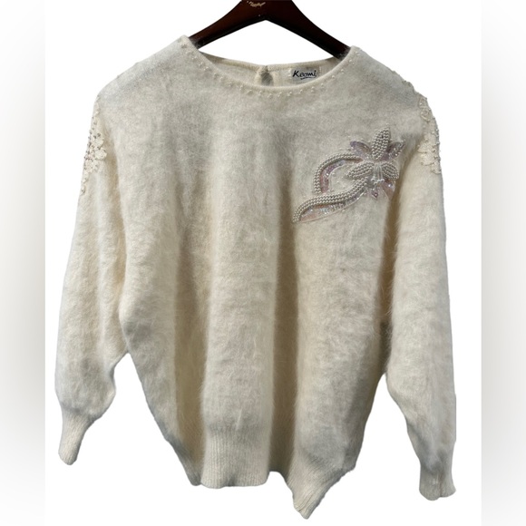 Keomi Vintage ivory angora fluffy long sleeve sweater M-L - Picture 1 of 9